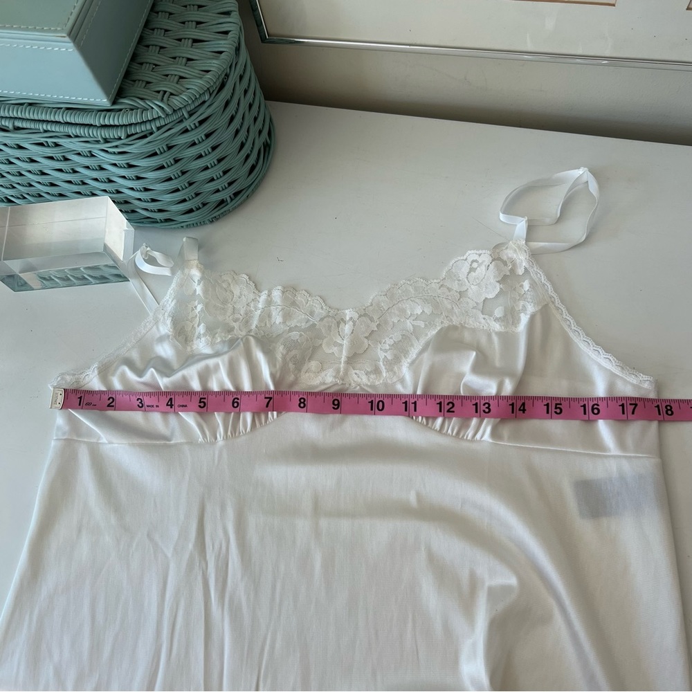 Vintage Vassarette Nylon Slip Dress Nightgown Style 10-105 SZ 38 24"/44 - Picture 10 of 11